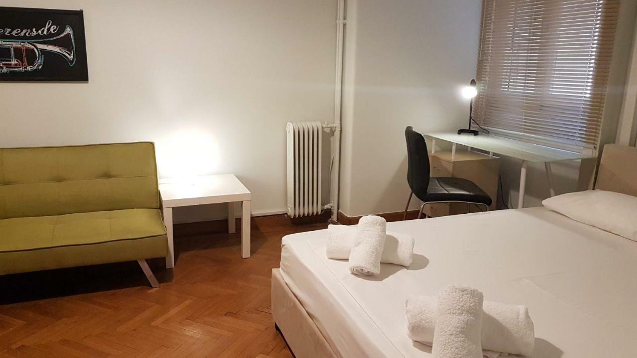 Violet Errathens Apartment - Athens Center, 7 Bd, 3 Bath Atenas Exterior foto