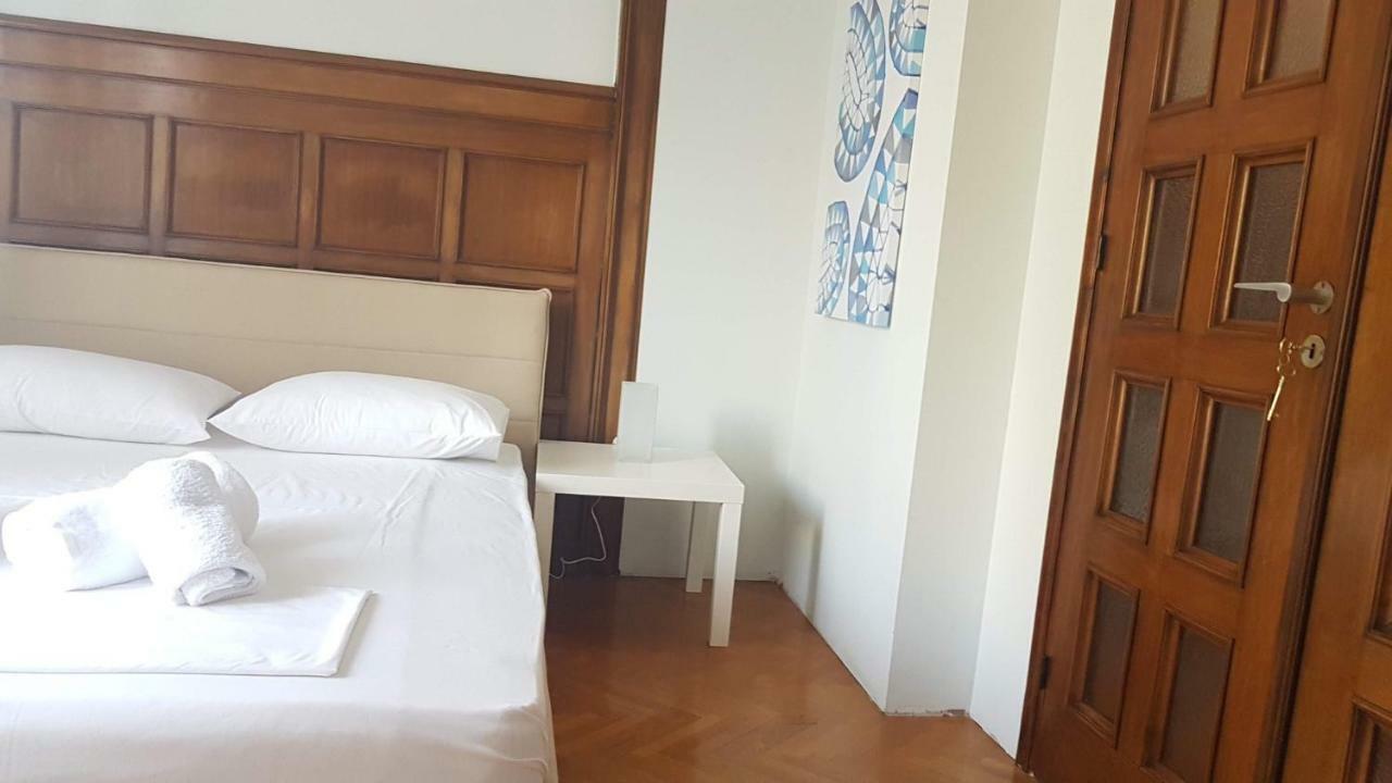 Violet Errathens Apartment - Athens Center, 7 Bd, 3 Bath Atenas Exterior foto